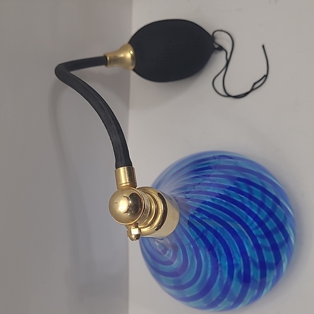 Vintage Elegant Blue Swirl Glass Perfume Atomizer - Picture 2 of 7